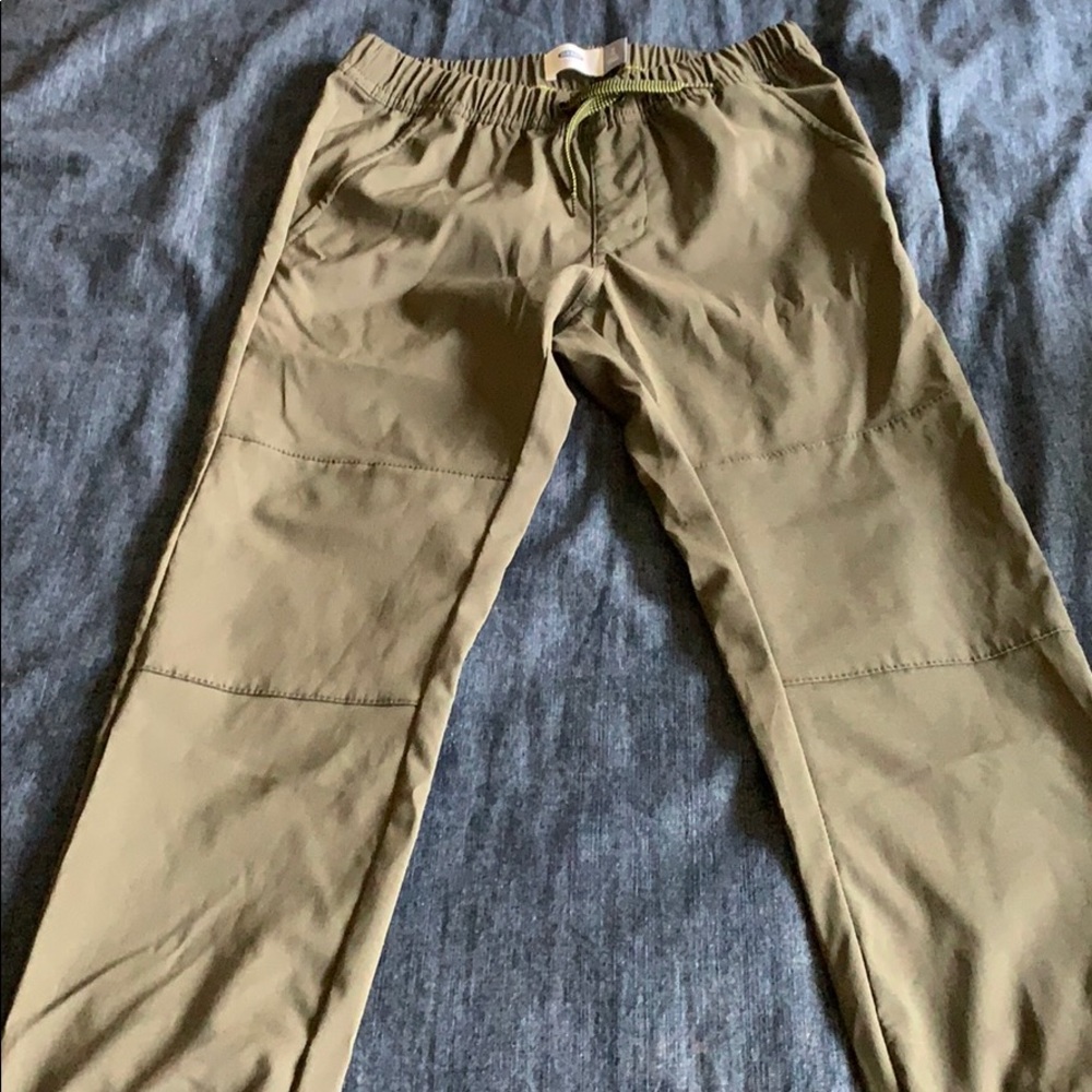 Boys Old Navy Joggers never worn NWOT